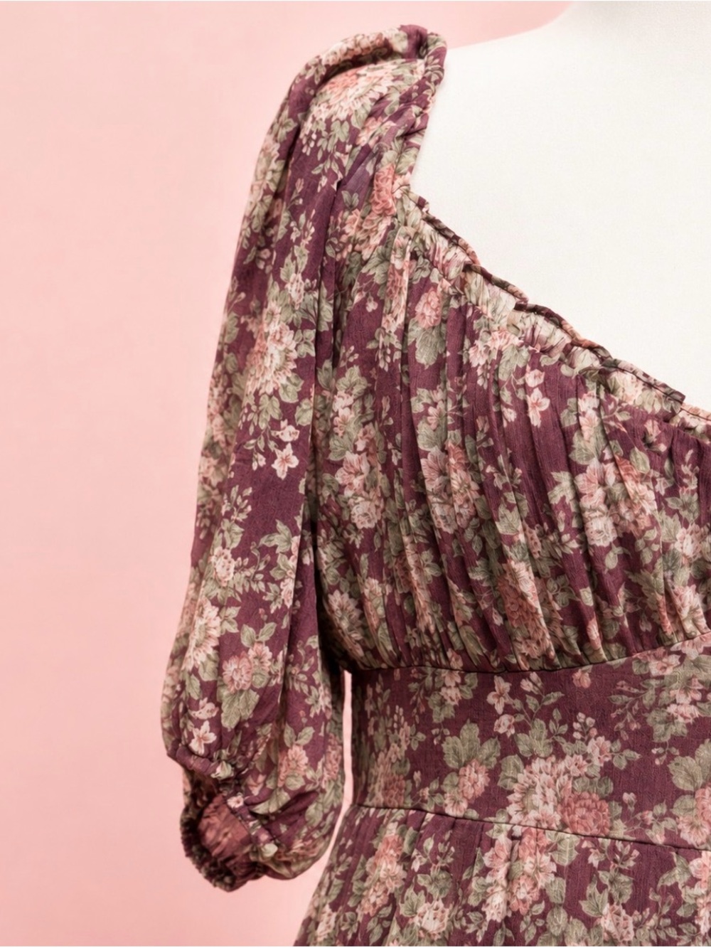 Mauve Floral Maxi Dress with Sweetheart Neckline - Picture 4 of 9